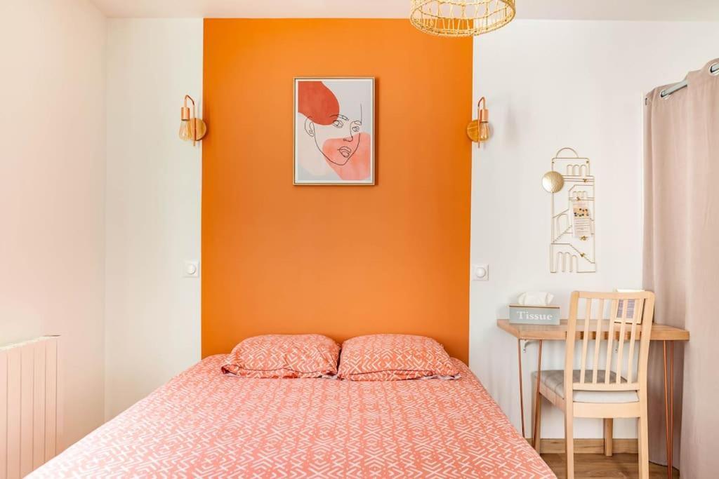 Maison Tourangelle Chic & Cosy Avec Cour トゥール エクステリア 写真